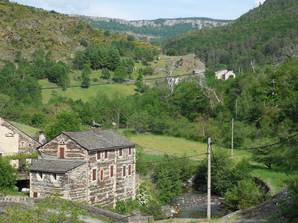 Auberge Du Tarnon Les Vanels ภายนอก รูปภาพ